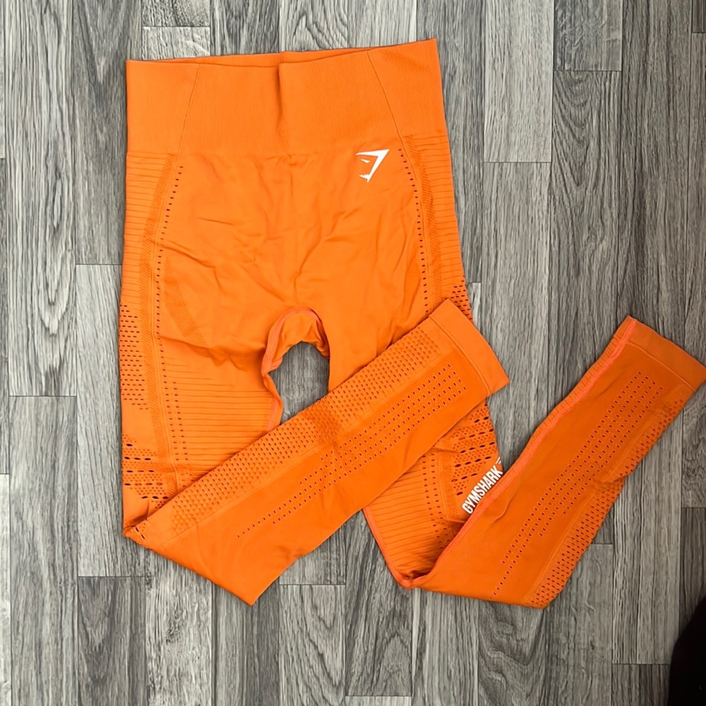 Size small orange gymshark leggings only worn a few times